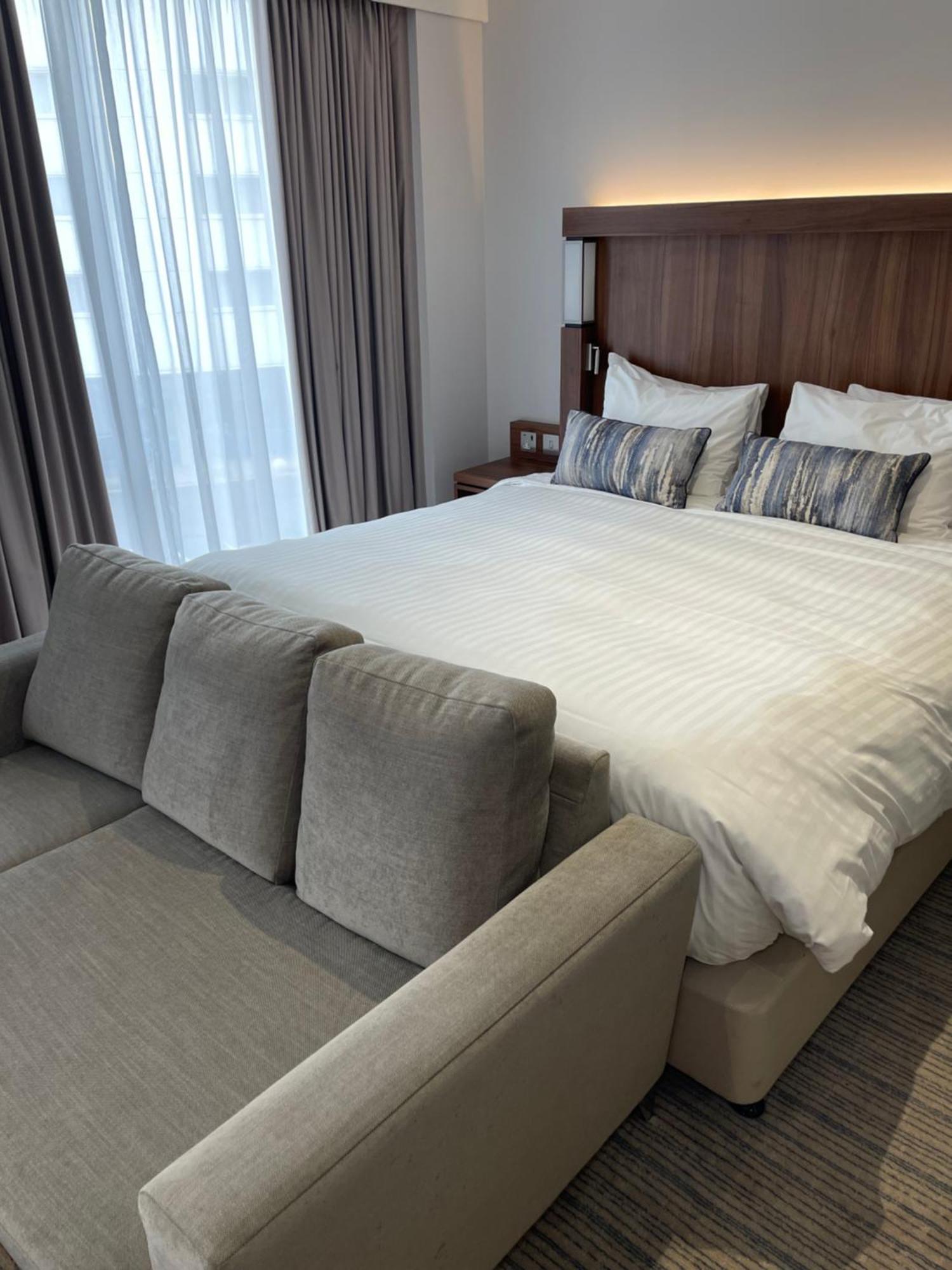 Courtyard By Marriott London Heathrow Airport 4*